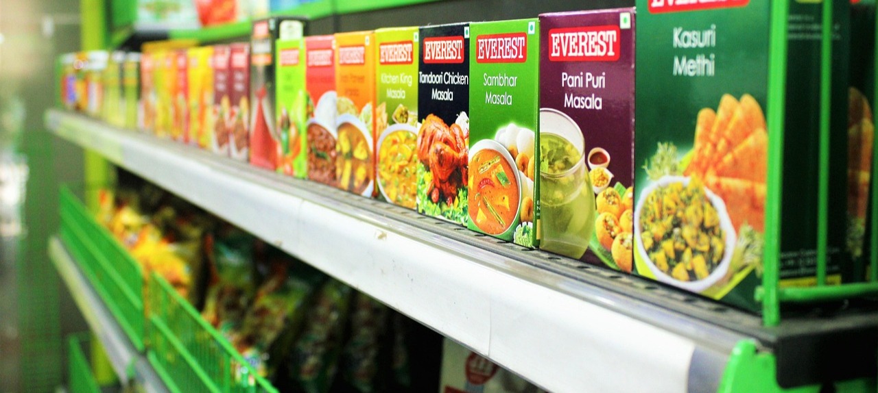 Shelfstopper na półki – wyróżnij produkty i przyciągnij uwagę